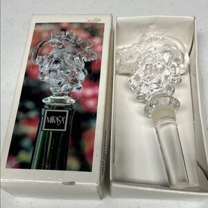 Mikasa Clear Crystal Grape Wine Stopper